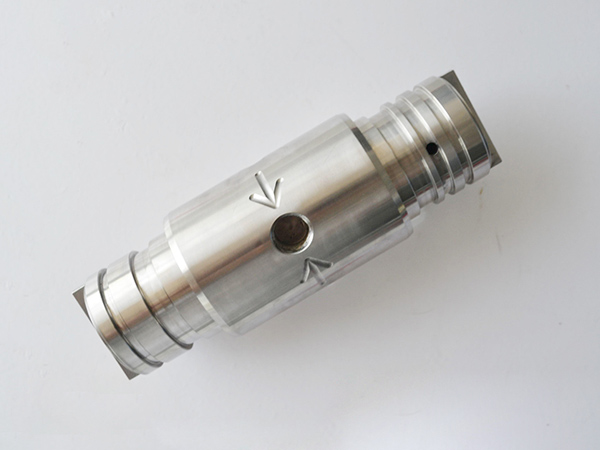 驅(qū)動(dòng)軸